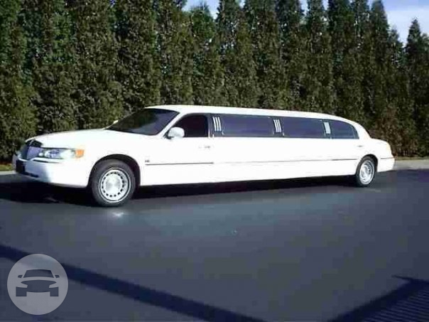 14 passenger Lincoln Towncar
Limo /
Fairfield, CA

 / Hourly $125.00
