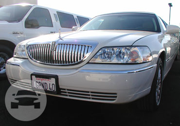 12 Passenger Lincoln Town Car - White
Limo /
San Francisco, CA

 / Hourly $0.00
