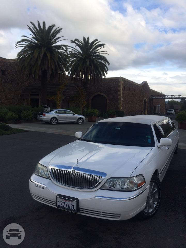 White Stretch Limousines - 9 Passenger
Limo /
San Francisco, CA

 / Hourly $0.00
