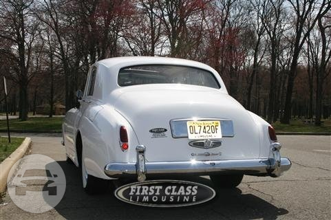 1957 Bentley 
Sedan /
New York, NY

 / Hourly $0.00
