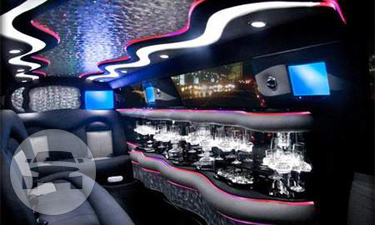 Chrysler 300 Limo (White)
Limo /
Los Angeles, CA

 / Hourly $0.00
