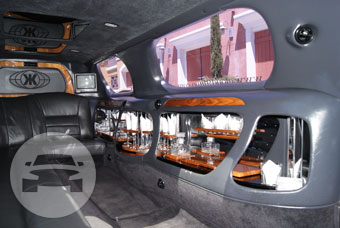 6 - 8 Passengers Black Lincoln Limousine
Limo /
San Ramon, CA

 / Hourly $0.00
