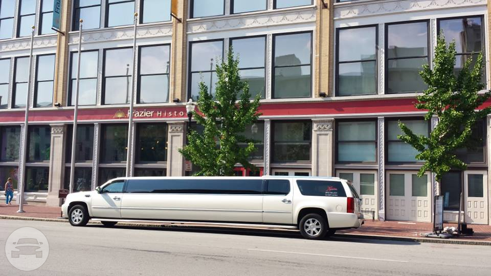 GMC Yukon (with Cadillac Escalade kit) Super Stretch Limo
Limo /
Louisville, KY

 / Hourly $0.00
