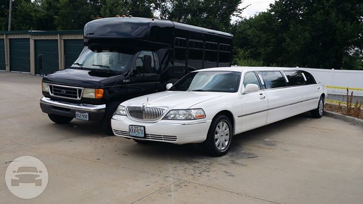10 Passenger White Stretch Limousine
Limo /
Kansas City, MO

 / Hourly $0.00
