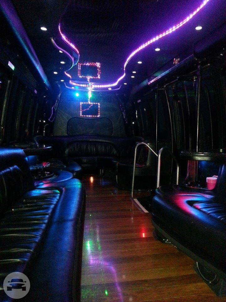 24 Passengers Black Party Bus
Party Limo Bus /
Chicago, IL

 / Hourly $0.00
