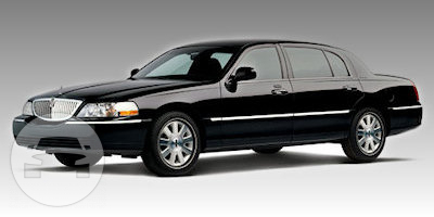 Lincoln Executive-L Town Car
Sedan /
Mountlake Terrace, WA

 / Hourly $0.00
