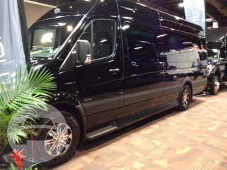 Mercedes Limo Coach
Van /
Cleveland, OH

 / Hourly $0.00
