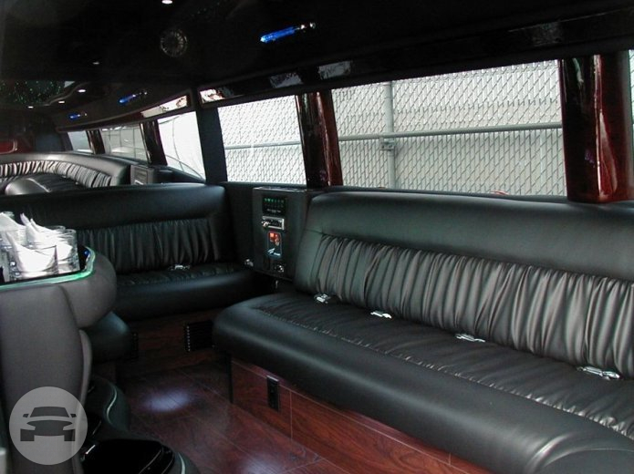 Mercedes Luxury Coach
Van /
Los Angeles, CA

 / Hourly $0.00
