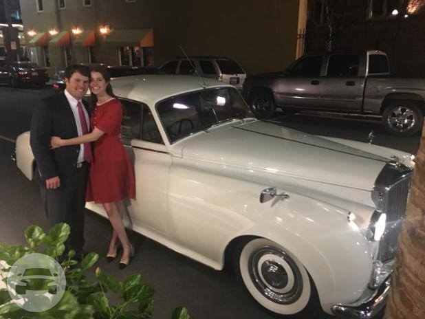 Vintage Luxury
Sedan /
Charleston, SC

 / Hourly $0.00
