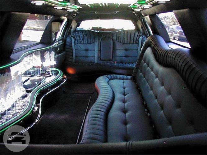 8 - 10 Passenger ﻿Lincoln Stretch Limousine
Limo /
Dallas, TX

 / Hourly $95.00
