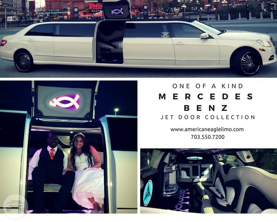 Mercedes Benz (Tuxedo) Limousine
Limo /
Washington, DC

 / Hourly $0.00
