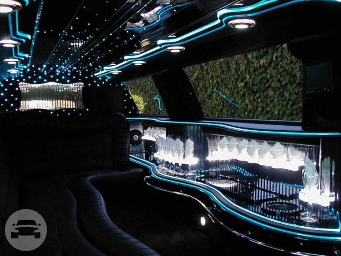 BLACK LINCOLN STRETCH LIMO
Limo /
Los Angeles, CA

 / Hourly $0.00
