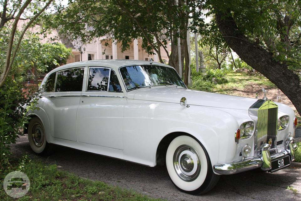 1936 Rolls Royce Silver Cloud
Sedan /
San Antonio, TX

 / Hourly $0.00
