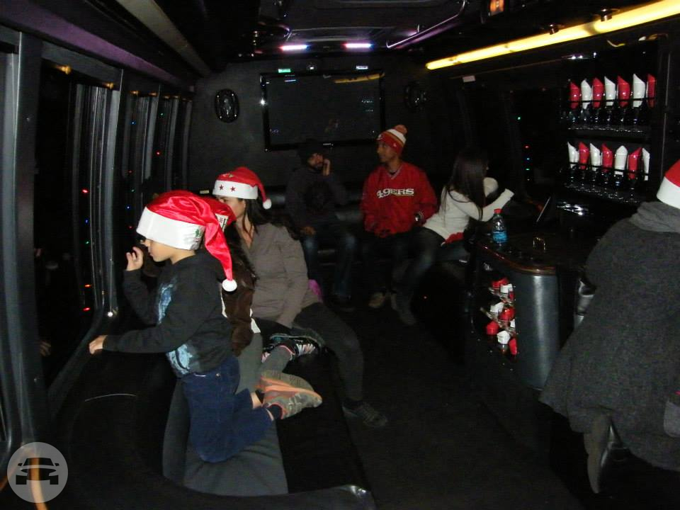 14 PASSENGER  LIMO BUS
Party Limo Bus /
Merced, CA

 / Hourly $0.00
