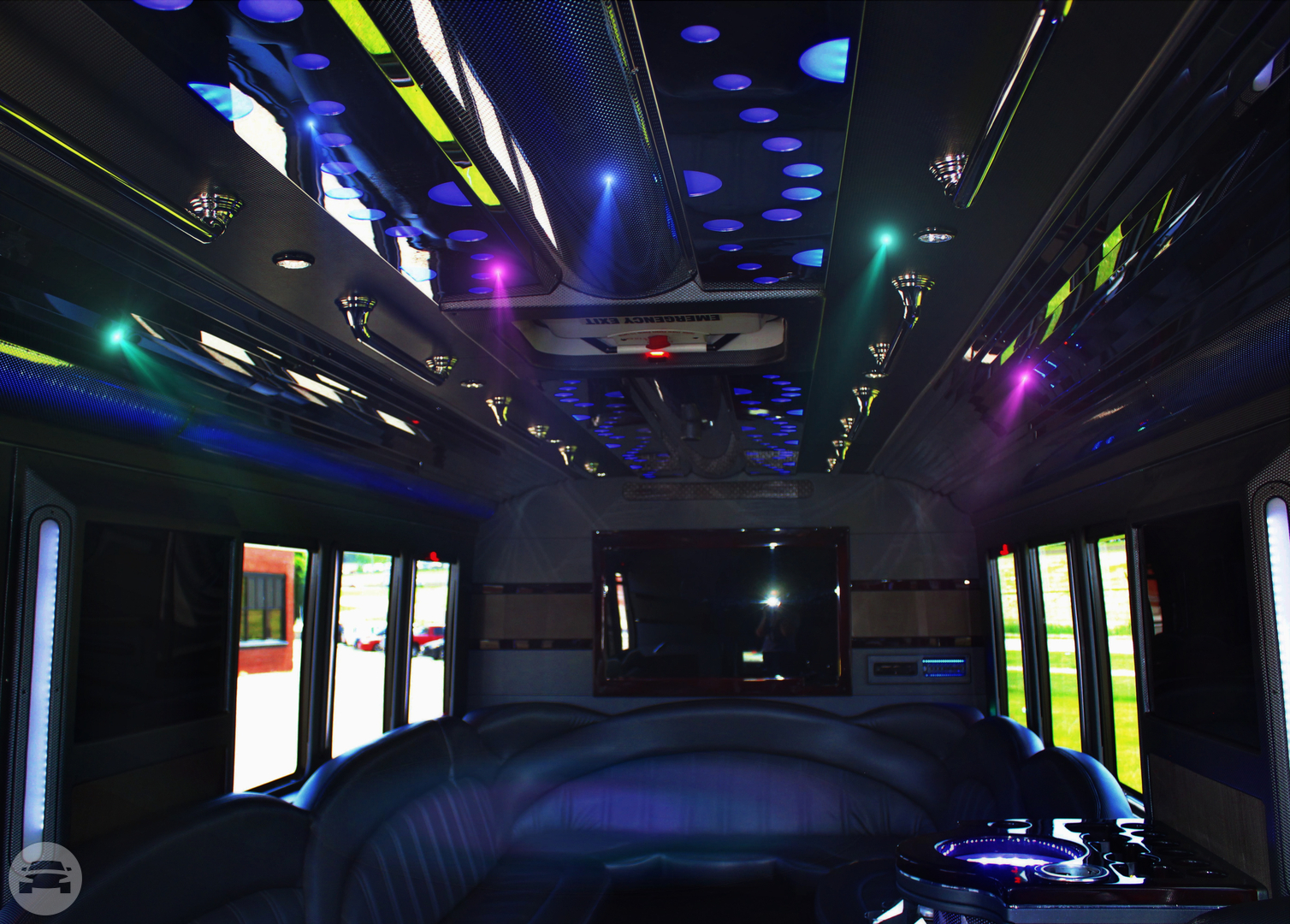 26 Passenger Limo Bus
Party Limo Bus /
Akron, OH

 / Hourly $0.00
