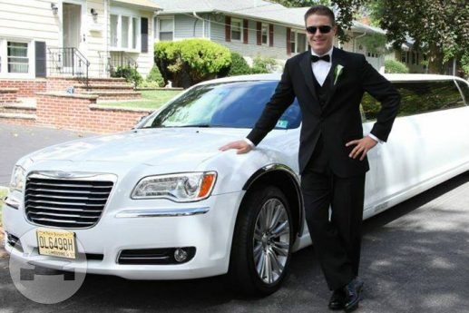 New Chrysler 300 Stretched Limo
Limo /
Jersey City, NJ

 / Hourly $0.00
