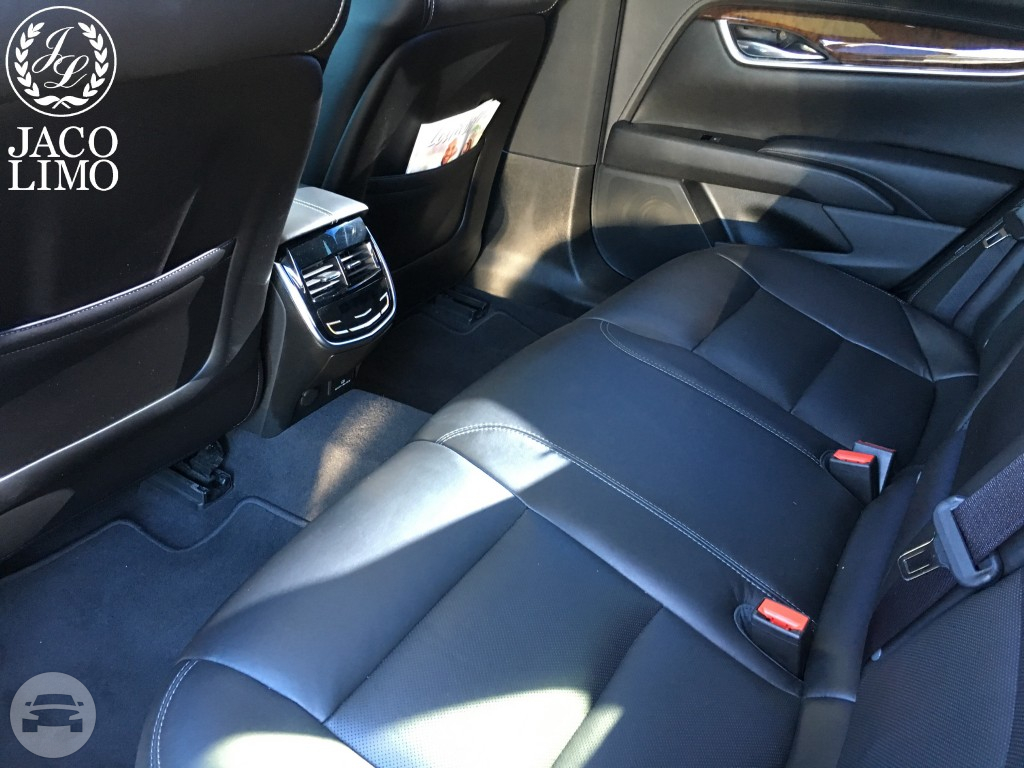 Cadillac XTS Luxury Sedan
Sedan /
Louisville, KY

 / Hourly $0.00
