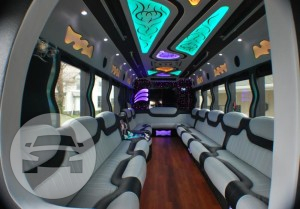 DIAMOND INTERNATIONAL Luxury Party Bus
Party Limo Bus /
West Bloomfield Township, MI

 / Hourly $0.00
