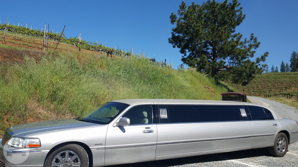 Belle Limousine
Limo /
South Lake Tahoe, CA

 / Hourly $0.00
