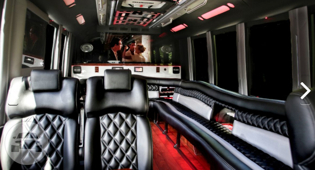Luxury Party Bus
Party Limo Bus /
Albany, NY

 / Hourly $0.00
