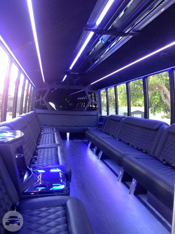 Limo Bus Grech
Party Limo Bus /
San Francisco, CA

 / Hourly $0.00
