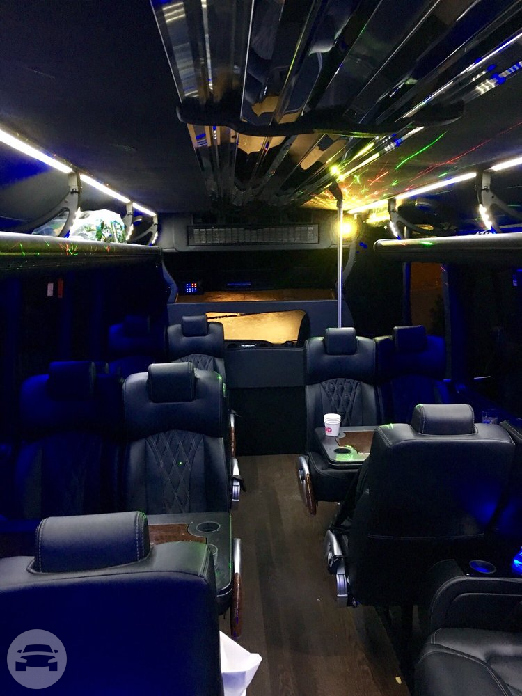 24 Passenger MiniBus
Coach Bus /
Newark, NJ

 / Hourly $0.00
