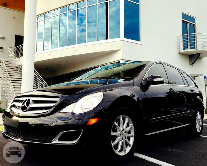 Luxury Mercedes R500
Sedan /
Port Charlotte, FL

 / Hourly $0.00
