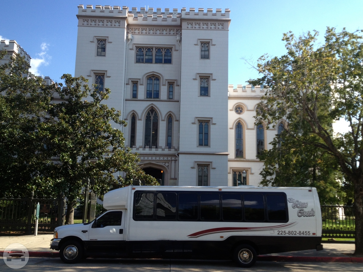 Party Limo Bus
Party Limo Bus /
Lafayette, LA

 / Hourly $0.00
