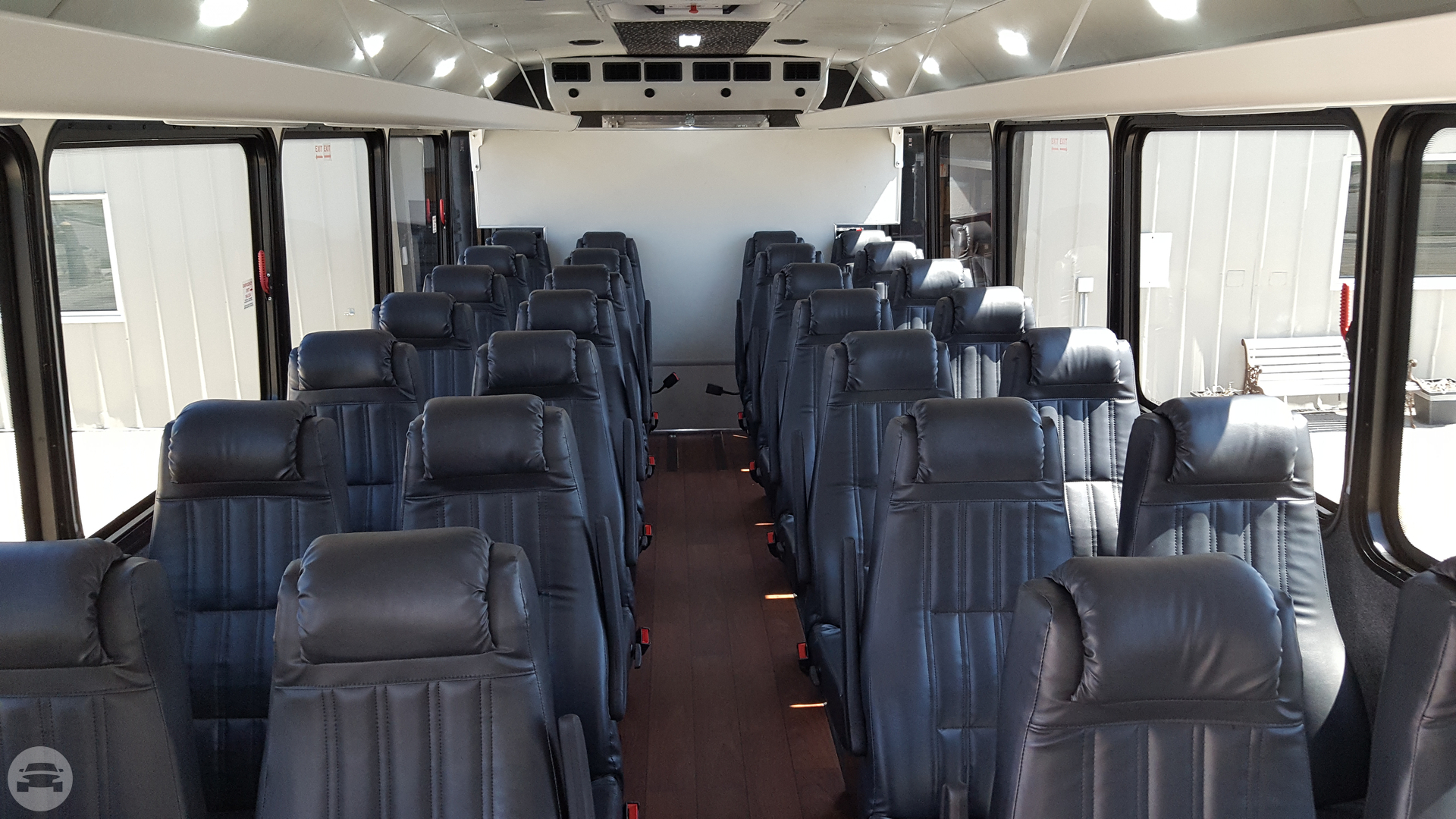 31 passenger Mini Coach
Coach Bus /
Milwaukee, WI

 / Hourly $0.00
