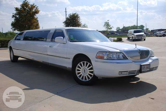 10 Passenger White Lincoln Towncar Limousine
Limo /
Sugar Land, TX

 / Hourly $0.00
