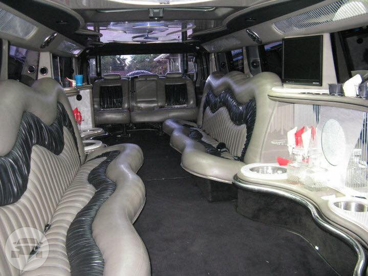 White Hummer Limousine
Hummer /
Dallas, TX

 / Hourly $0.00
