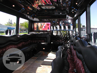 24 Passenger Freight Liner - White (Nightclub on Wheels!)
Party Limo Bus /
San Francisco, CA

 / Hourly $0.00

