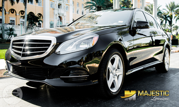 Mercedes-Benz E350
Sedan /
Hialeah, FL

 / Hourly $0.00
