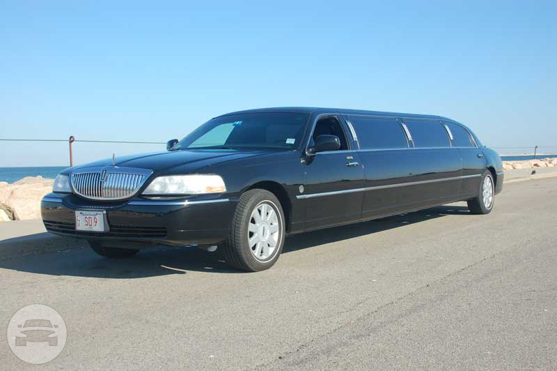 Black Super Stretch Limousine
Limo /
Plymouth, MA

 / Hourly (Other services) $95.00

