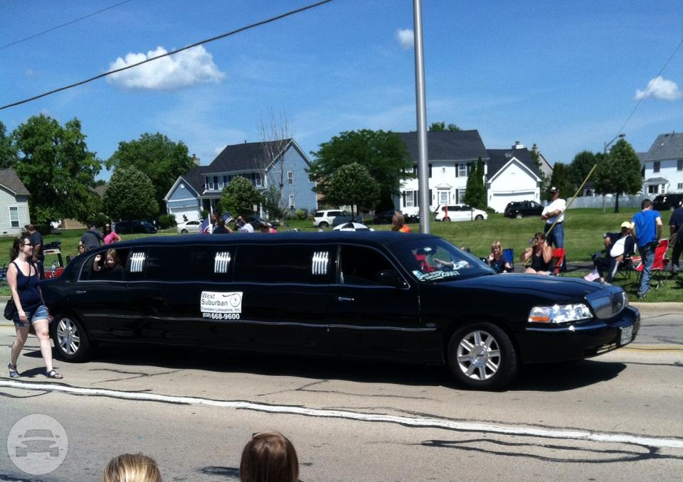 Lincoln Town Car Stretch Limousine - Black
Limo /
Chicago, IL

 / Hourly $0.00
