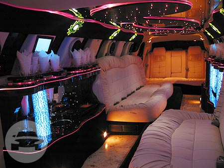 Chrysler Limo - Bentley Edition
Limo /
New York, NY

 / Hourly $0.00
