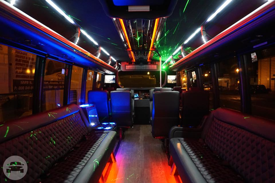 2015 Ford F550 25-Passenger Executive Limo Bus
Party Limo Bus /
Honolulu, HI

 / Hourly (Other services) $400.00

