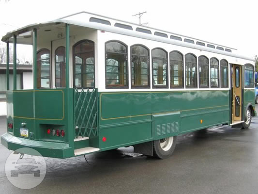 Beautiful Boyertown Trolley
Coach Bus /
Kansas City, MO

 / Hourly $0.00
