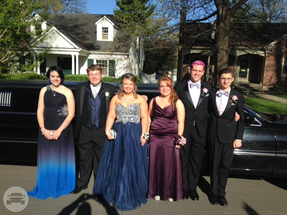 8 Passenger Executive Lincoln Town Car Stretch
Limo /
Lexington, KY

 / Hourly $0.00
