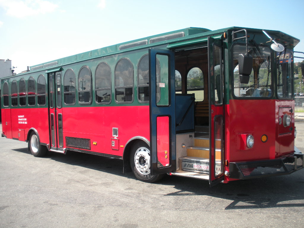 Trolley
Party Limo Bus /
New York, NY

 / Hourly $0.00
