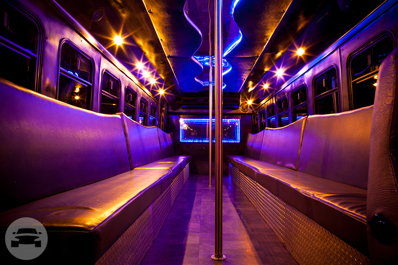 Phantom Party Bus
Party Limo Bus /
Austin, TX

 / Hourly $0.00
