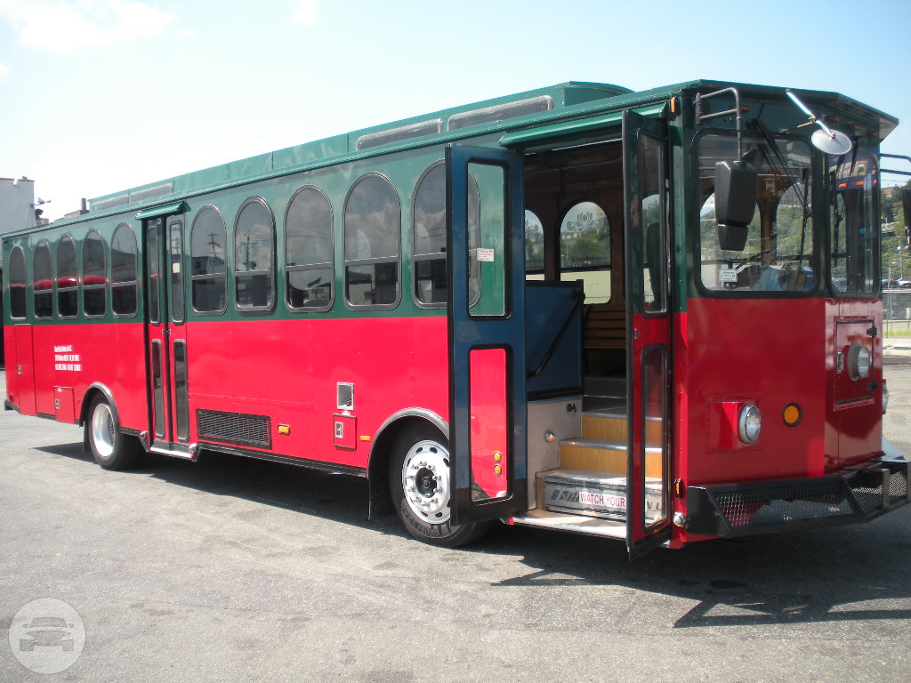 Trolley
Coach Bus /
New York, NY

 / Hourly $0.00
