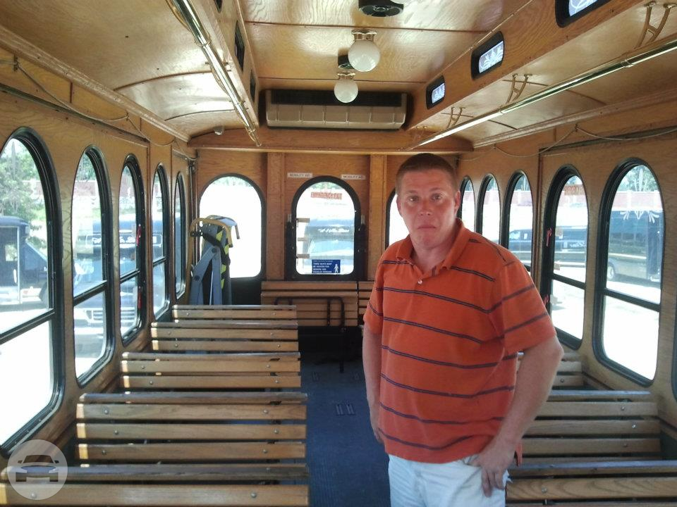 Mr. Trolley
Coach Bus /
Cleveland, OH

 / Hourly $0.00
