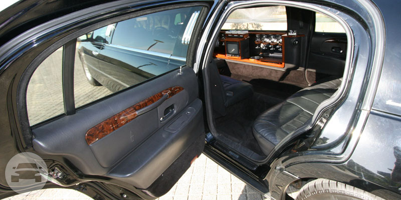Lincoln Stretch Limousine
Limo /
New York, NY

 / Hourly $0.00
