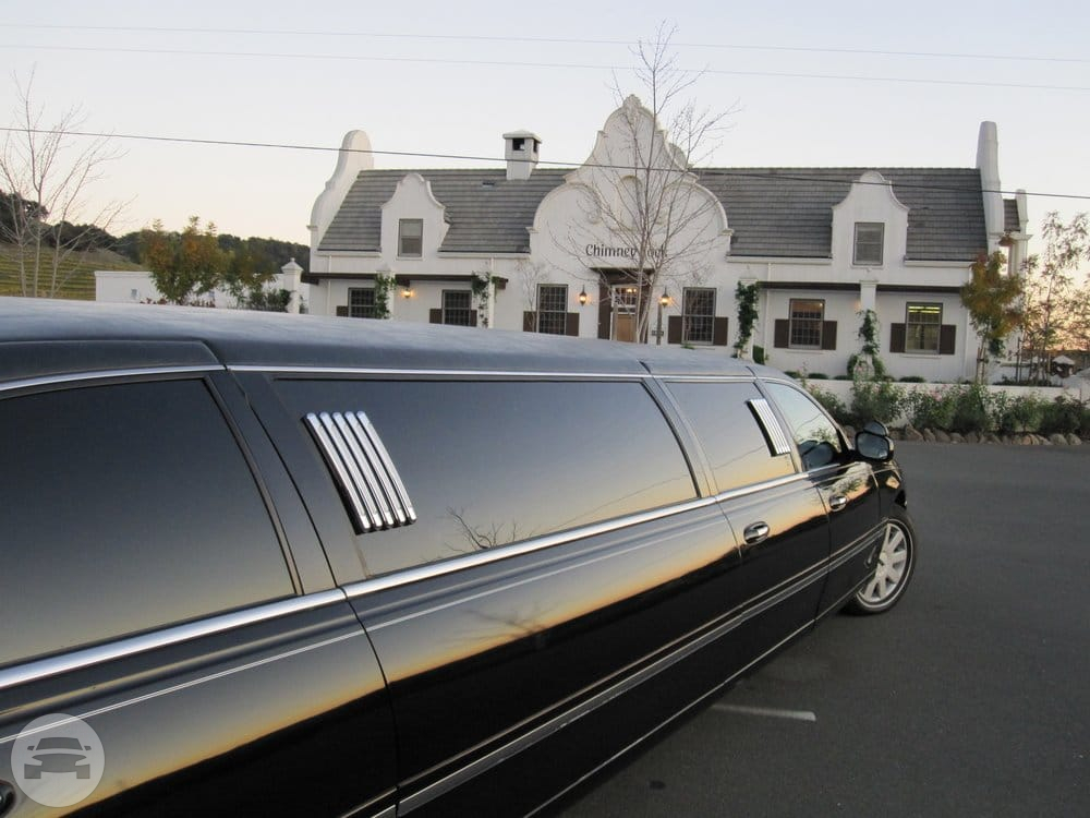 8 passenger Lincoln limousine
Limo /
San Jose, CA

 / Hourly $0.00
