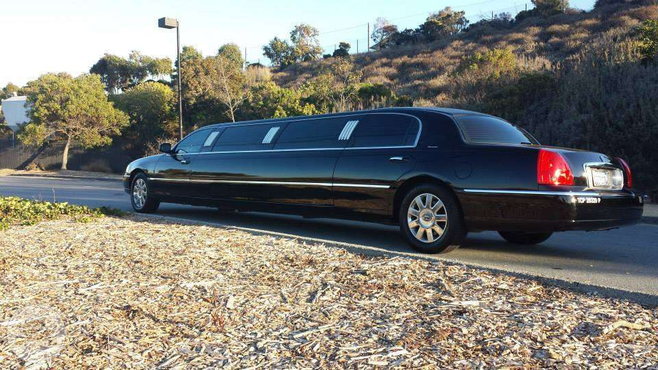 Lincoln Stretch Limo
Limo /
San Francisco, CA

 / Hourly $0.00
