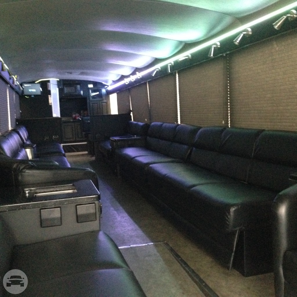 Limo/Party Coach Bus
Coach Bus /
Smoaks, SC 29481

 / Hourly $0.00
