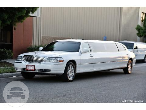 8 Passenger Lincoln Towncar Stretch Limousine
Limo /
Seattle, WA

 / Hourly $0.00
