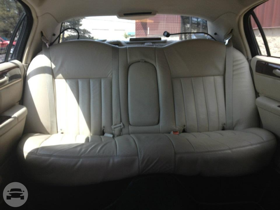 6 Passenger Lincoln Stretch Limousine
Limo /
Louisville, KY

 / Hourly $0.00
