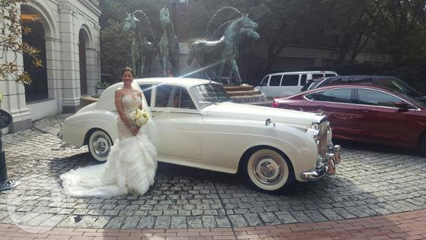 Vintage Luxury
Sedan /
Charleston, SC

 / Hourly $0.00
